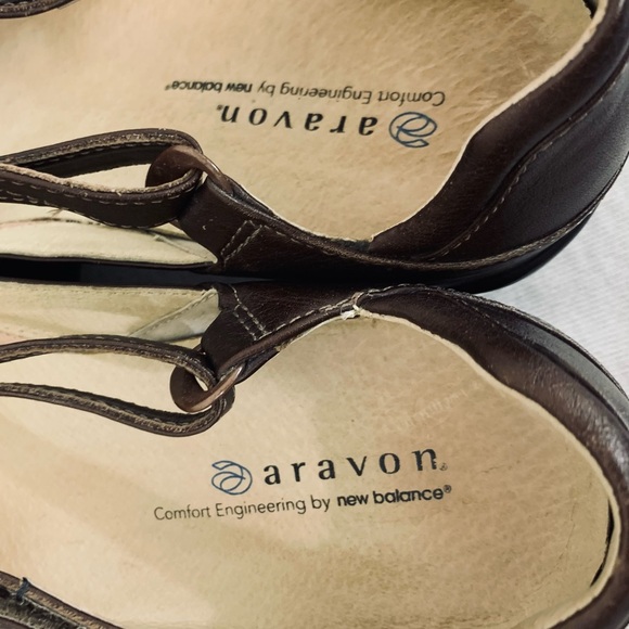 Aravon New Balance heeled 8D - Picture 9 of 12